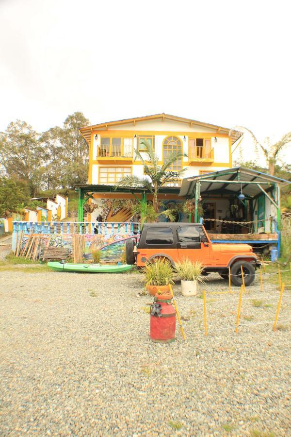 Alegria Hostel Boutique Guatape Luaran gambar