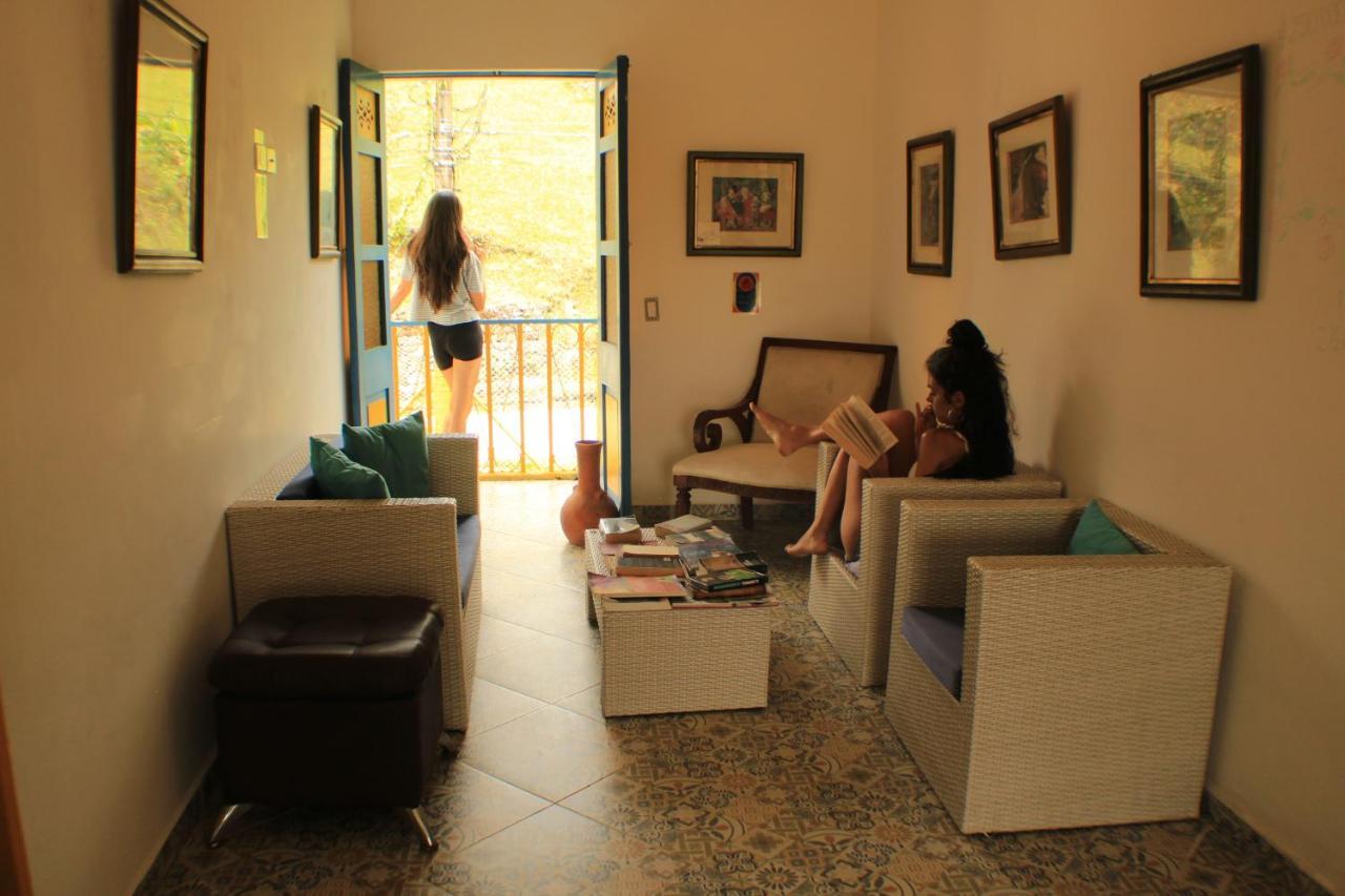 Alegria Hostel Boutique Guatape Luaran gambar
