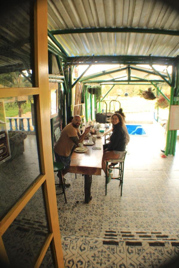 Alegria Hostel Boutique Guatape Luaran gambar