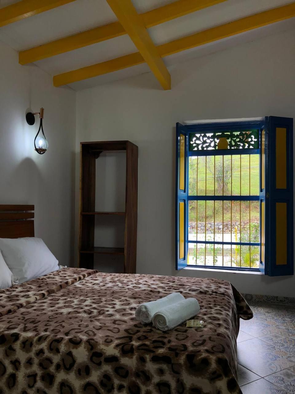 Alegria Hostel Boutique Guatape Bilik gambar
