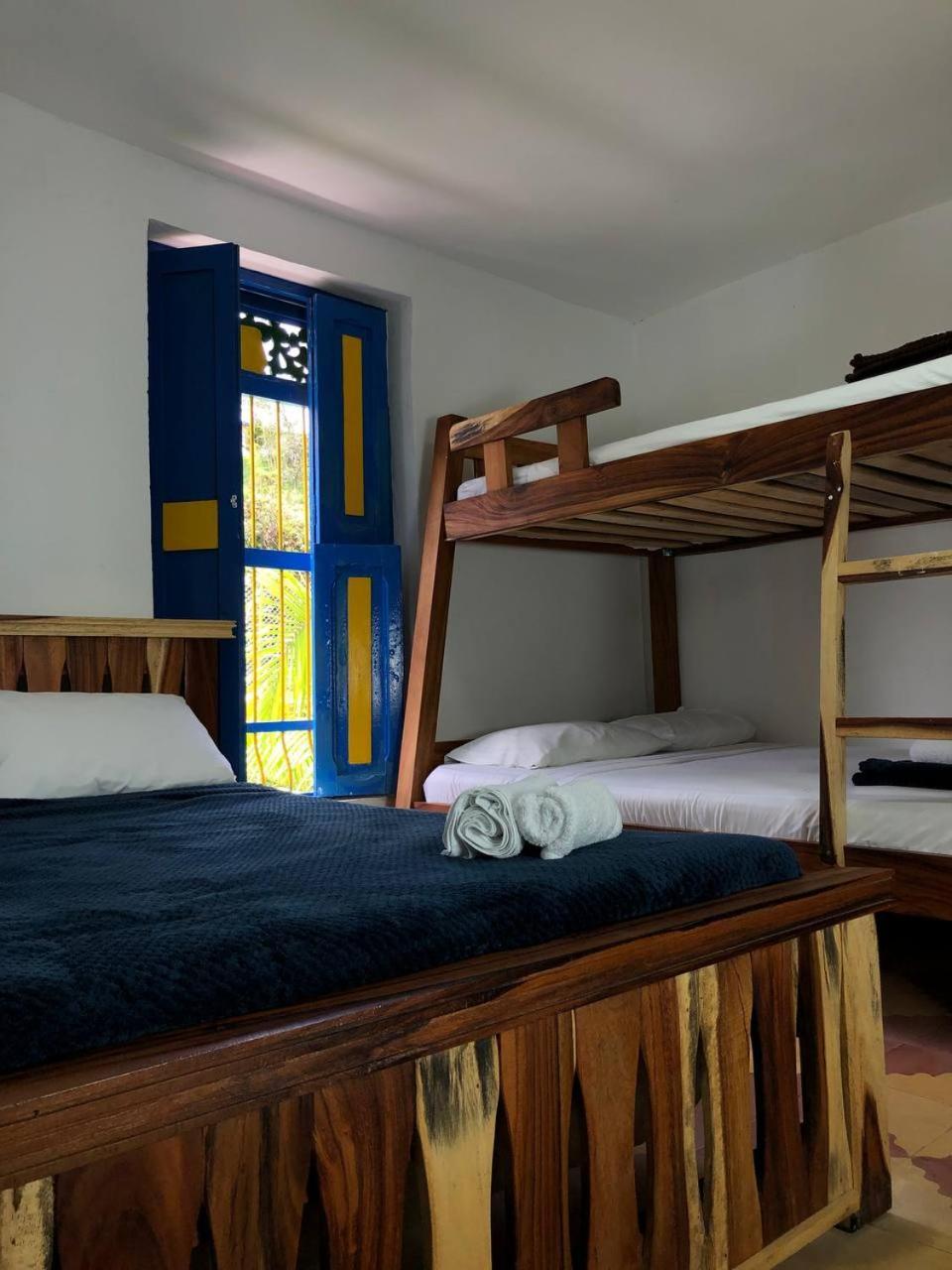 Alegria Hostel Boutique Guatape Bilik gambar