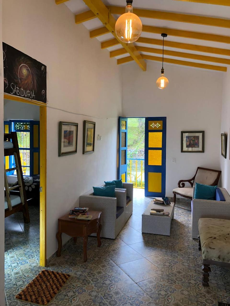 Alegria Hostel Boutique Guatape Bilik gambar
