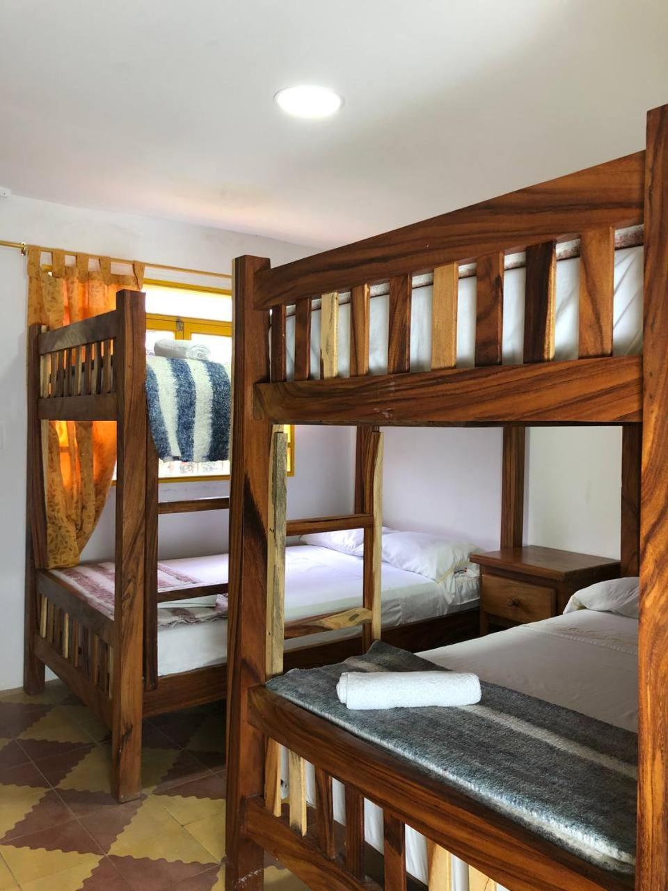 Alegria Hostel Boutique Guatape Bilik gambar