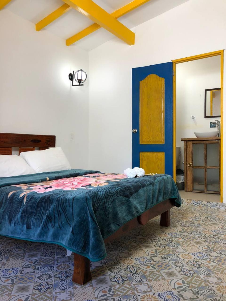 Alegria Hostel Boutique Guatape Bilik gambar